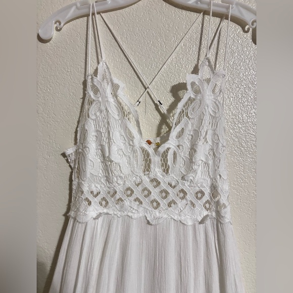 Free People Adella Maxi Floral Lace V-neck Strap Back Dress white Size S - Picture 8 of 9